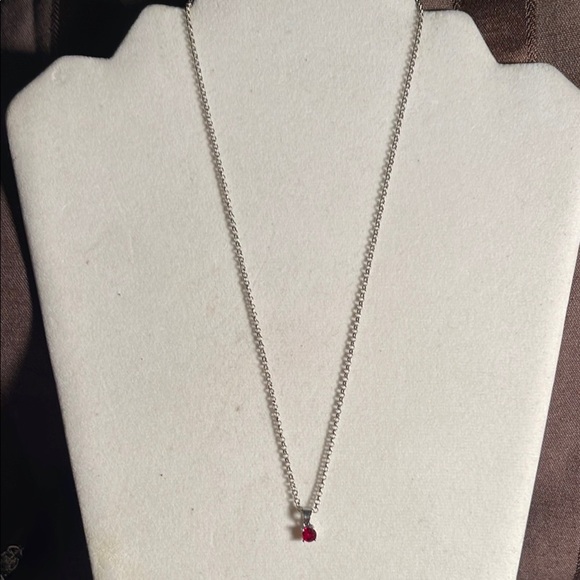 Ruby red silver necklace - Picture 1 of 2